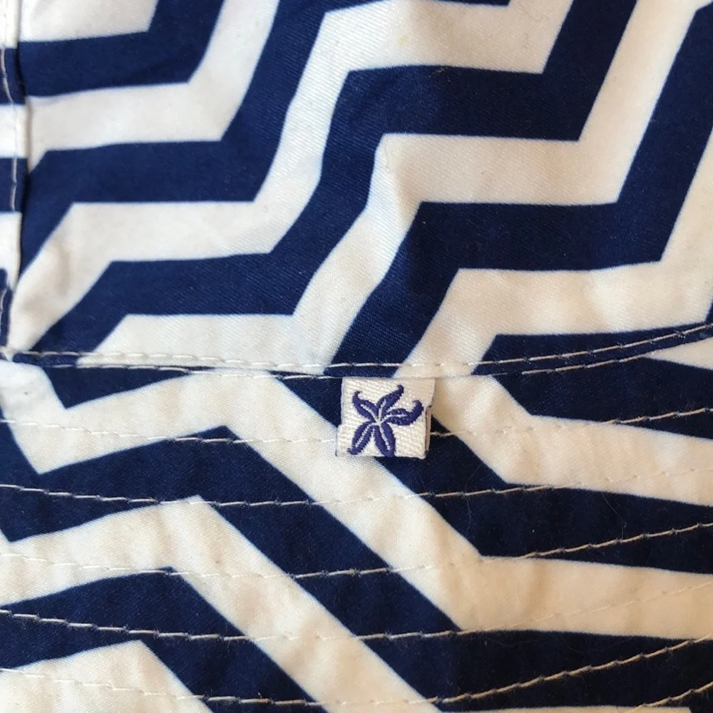 Chevron blue white bucket style summer beach casual lightweight hat preppy